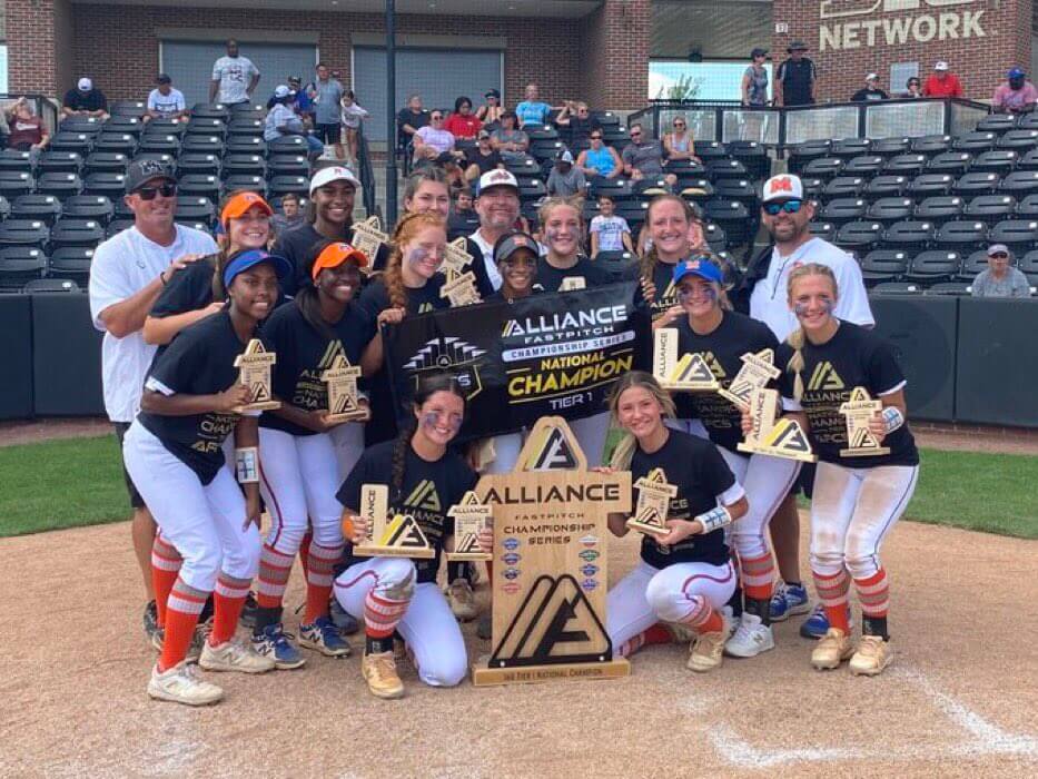 Mojo-Lunsford team picture after winning the 2022 Tier 1 16U Alliance National Championship
